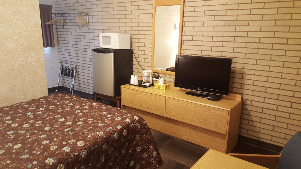 سويفت كورنت Safari Inn Motel المظهر الخارجي الصورة